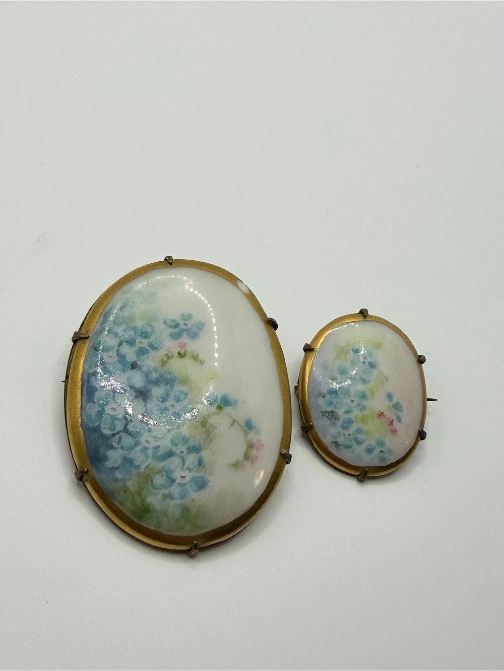 Antique Victorian Brooch Hand Painted Porcelain Pin Brass Back set of 2